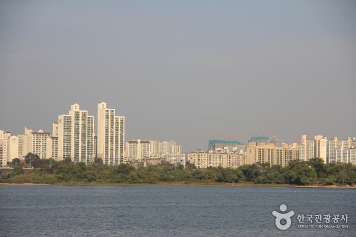 A Visitor's Guide to Bamseom Island (Ecosystem Conservation Area) (밤섬 생태경관 보전지역)